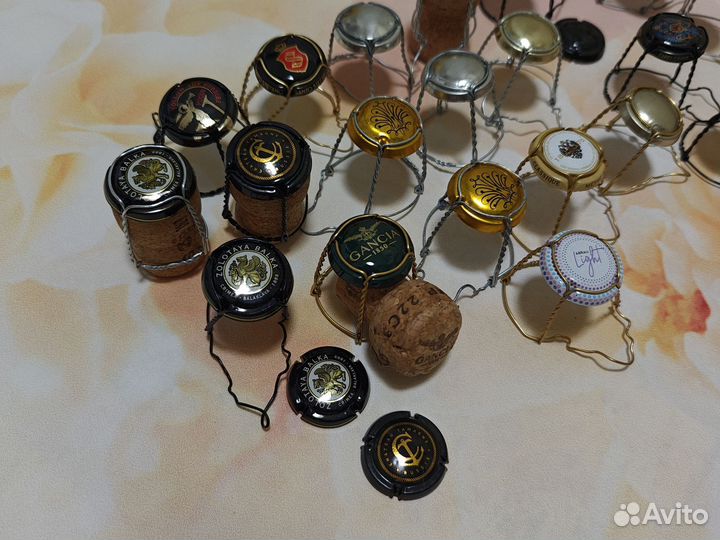 Плакетки мюзле пробки в коллекцию