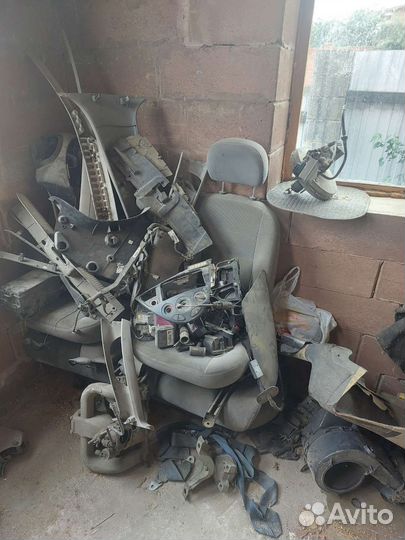 Салон,пластик Ford Focus 1 поколения