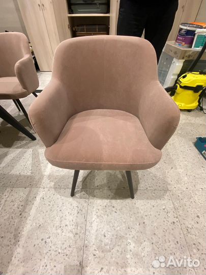 Кухонный стол и стулья комплект