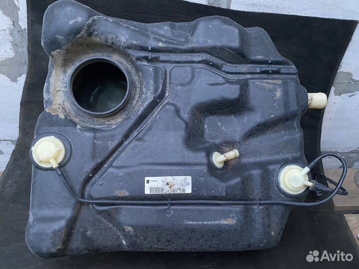 Бензобак Ford Focus 2