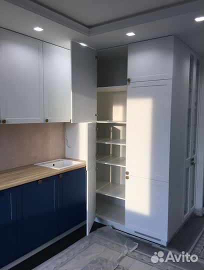 Кухня до потолка на заказ