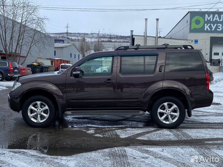 Nissan Pathfinder 2.5 AT, 2013, 130 000 км