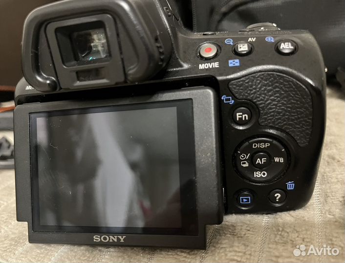 Зекральный фотоаппарат/камера Sony alfa A37