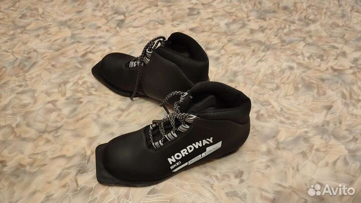 Лыжные ботинки Nordway размер 39-40 крепление 75мм