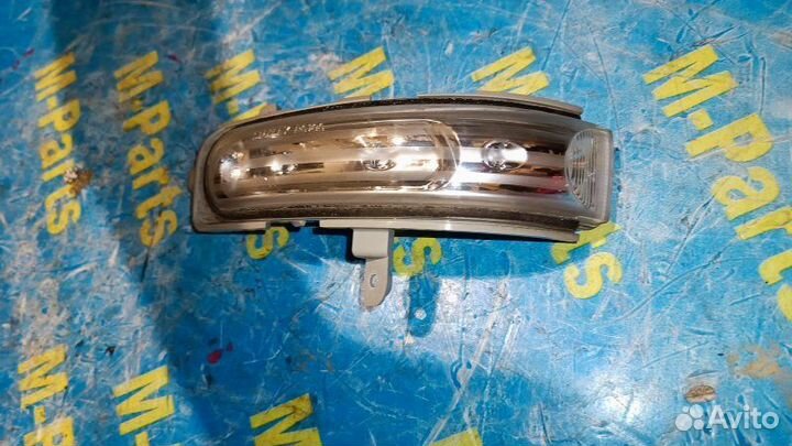 Повторитель поворота в зеркало левый Mazda Cx-7