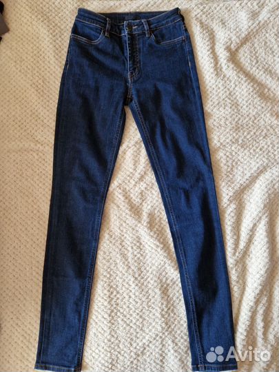 Джинсы Prada женские