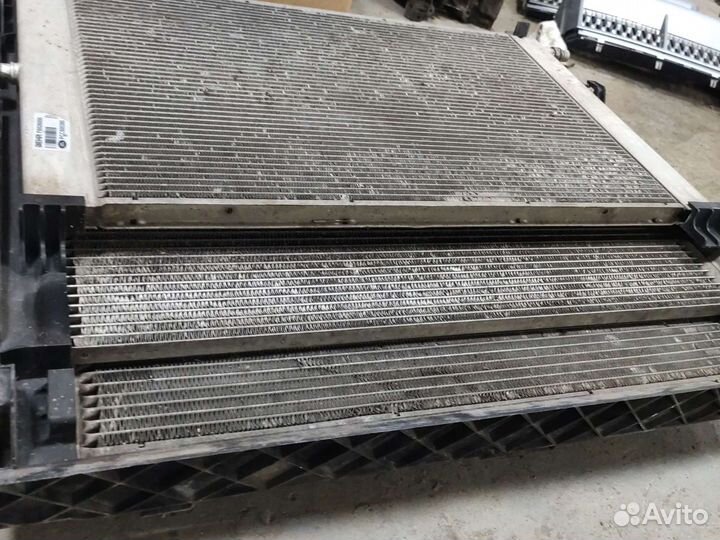 Range rover supercharged радиатор охлаждения