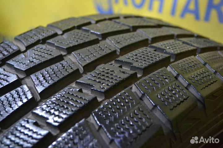 Dunlop Winter Maxx WM01 215/60 R16