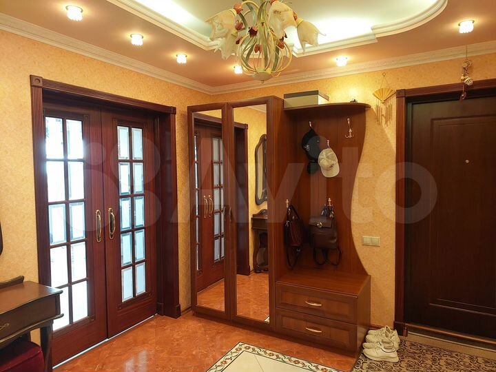 2-к. квартира, 68,3 м², 14/14 эт.