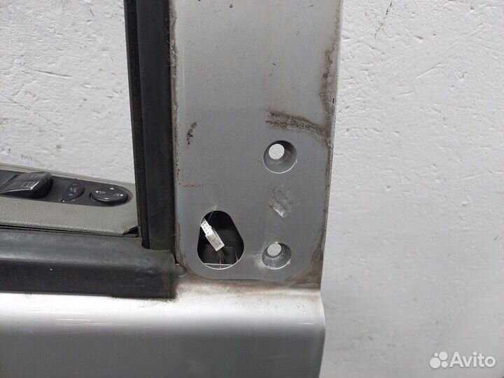 Дверь боковая правая передняя Mercedes Vito W639
