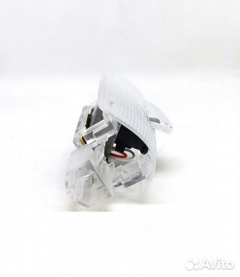 Подсветка дверей с логотипом Lexus