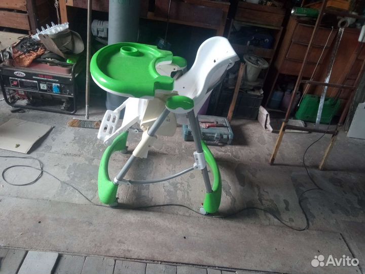 Столик для кормления ребенка