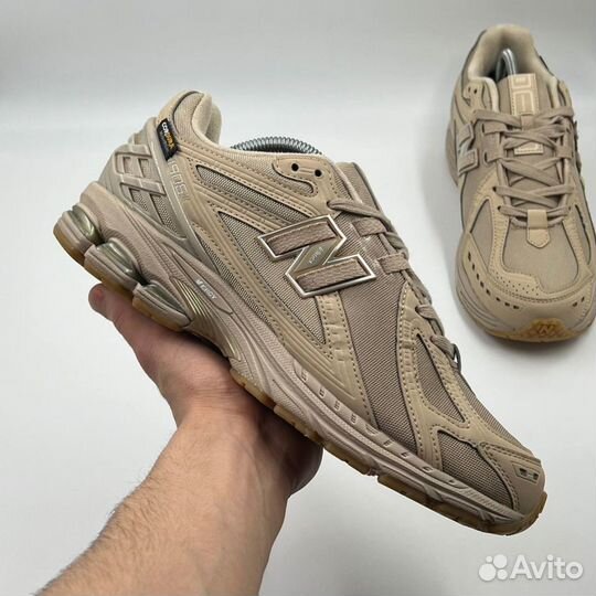 Мужские кроссовки New Balance 1906R Beige