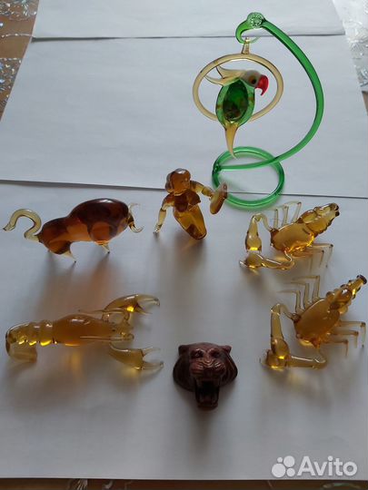 Коллекционные- знаки зодиака в цветном стекле