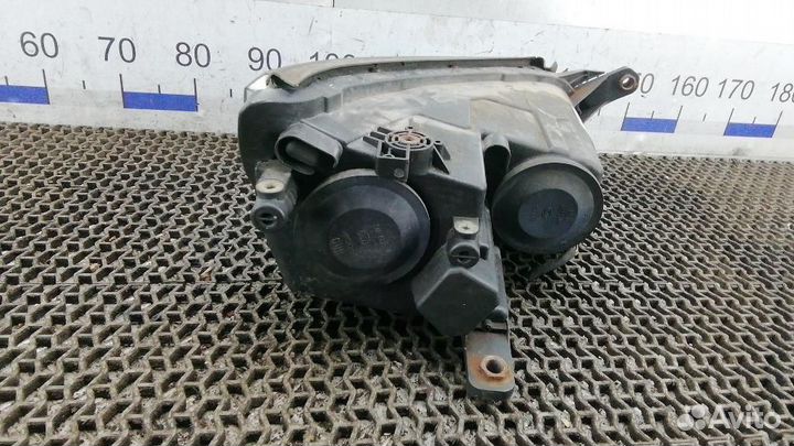 Фара левая Volkswagen Tiguan