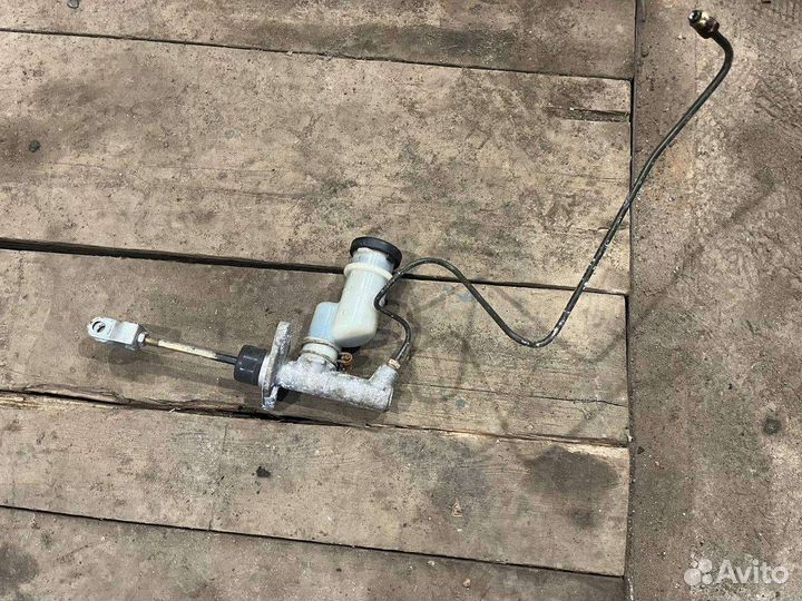 Цилиндр сцепления акцент accent