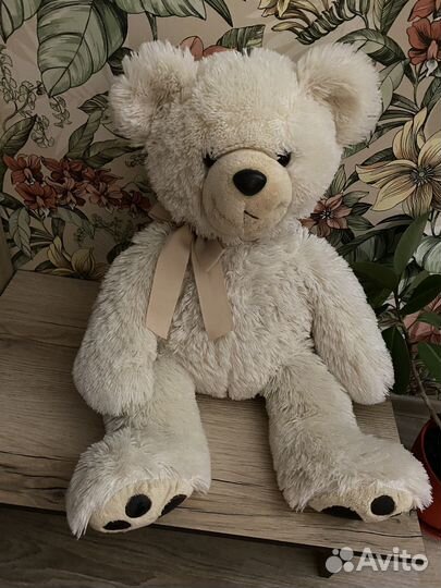 Плюшевый медведь