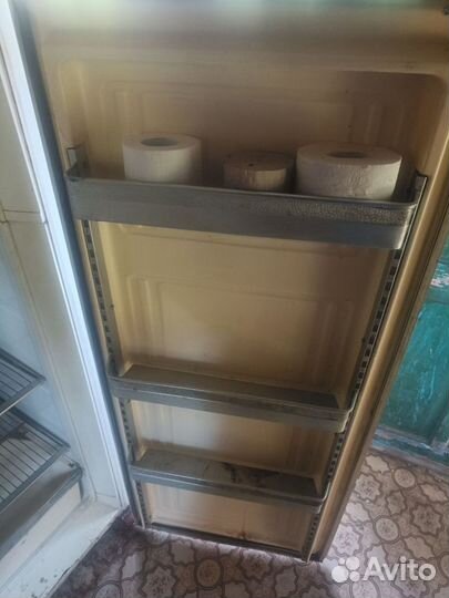 Холодильник бу ЗИЛ