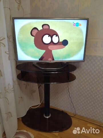 Тумба под телевизор стекло