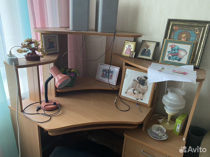 Компьютерный стол