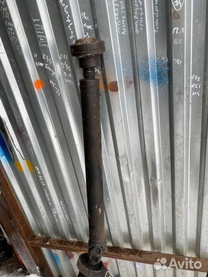 Карданный вал АКПП BMW E60 26107573575