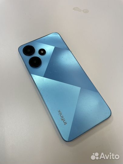 Infinix HOT 30i, 4/64 ГБ