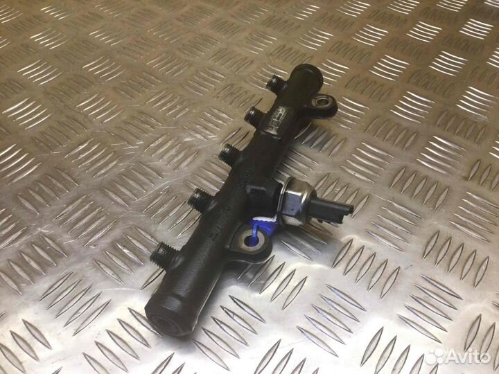 Топливная рампа Форд Мондео 9681649580; 9658227880