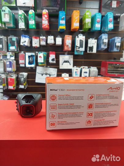 Видеорегистратор MiVue C322