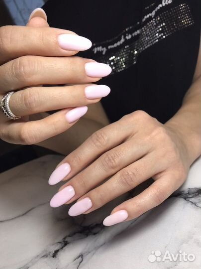 Маникюр с покрытием гель-лаком