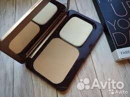 Пудра компактная