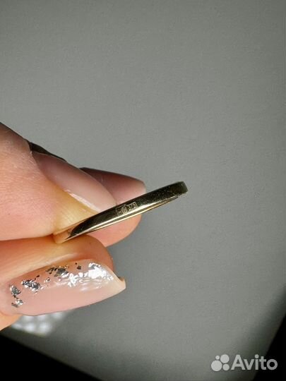 Золотое кольцо с бриллиантами Valtera