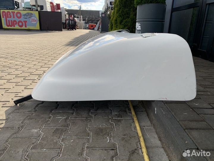 Спойлер кабины верхний