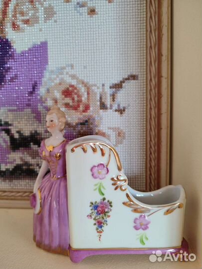 Статуэтка винтаж фарфор Англия