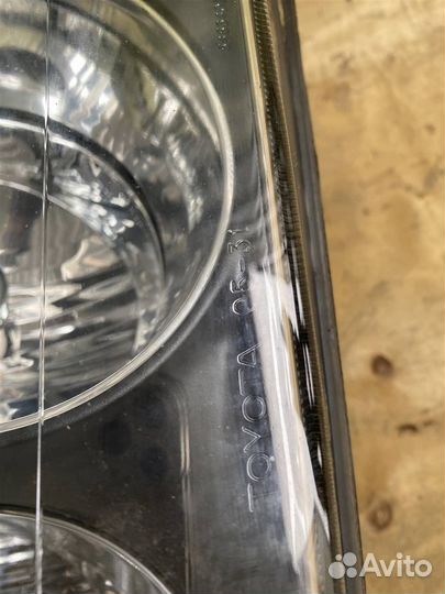 Фара правая Toyota Caldina (st215) 1997-2003
