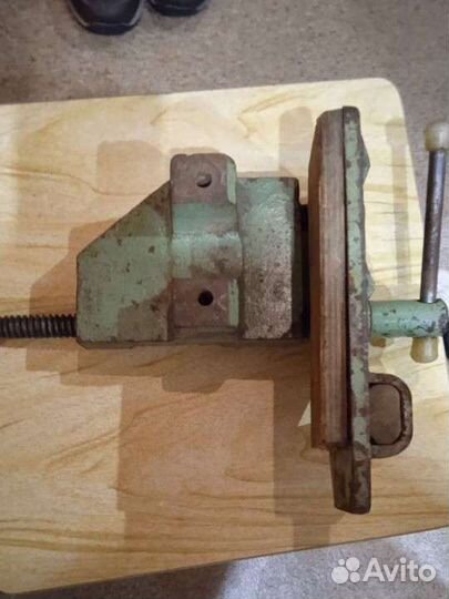 Тиски столярные