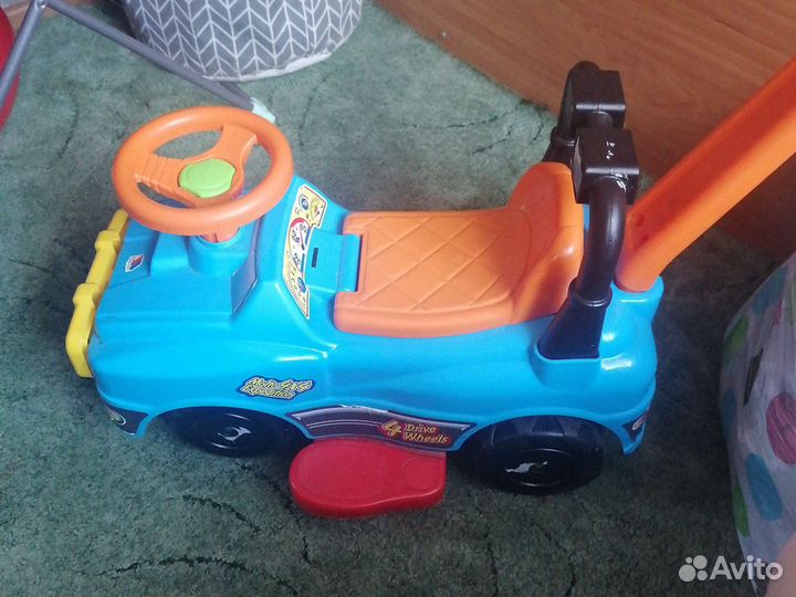 Машинка-каталка