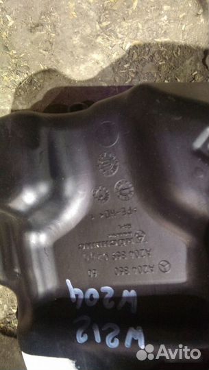 Бочок омывателя на Mercedes w212 w204