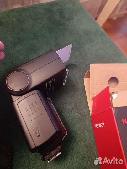 Вспышка камеры Neewer speedlite TT560 GN38