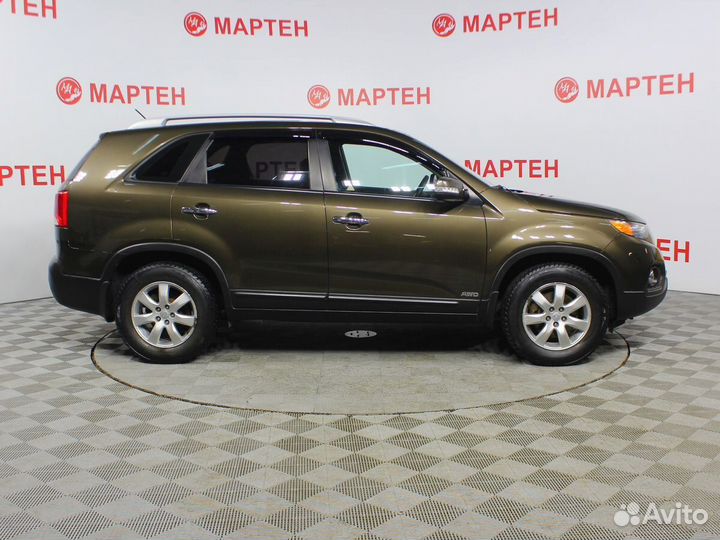 Kia Sorento 2.4 AT, 2010, 177 186 км