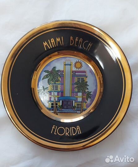 Тарелки сувенирные настенные