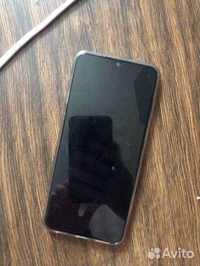 Мобильные телефоны