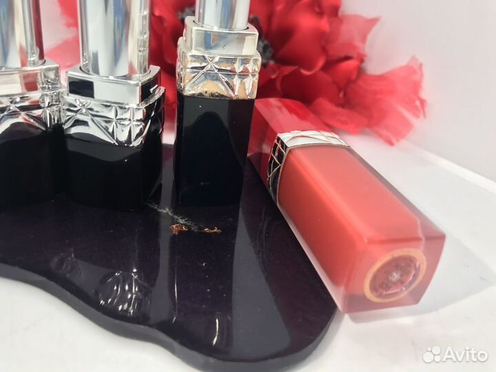 Помада диор