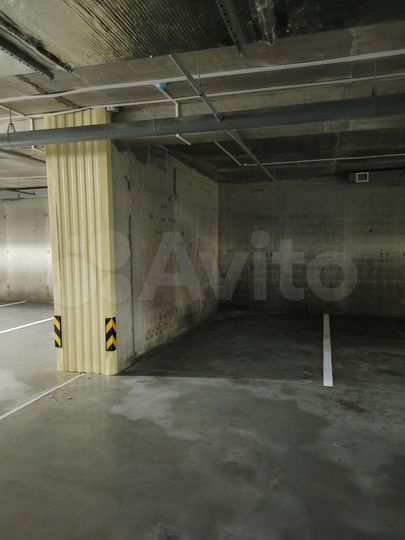 Машиноместо, 14 м²