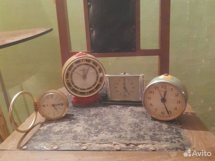 Часы будильник СССР