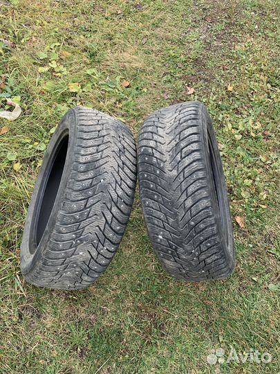 Nokian Tyres Hakkapeliitta 8 215/55 R16