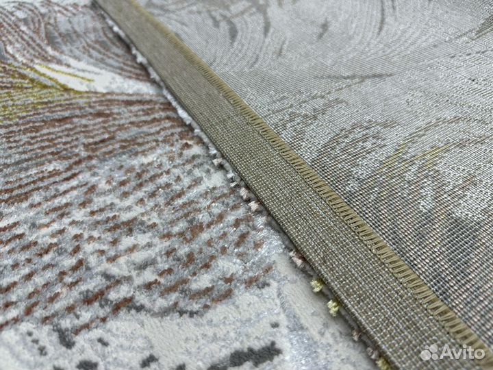 Ковер яркий, Турция