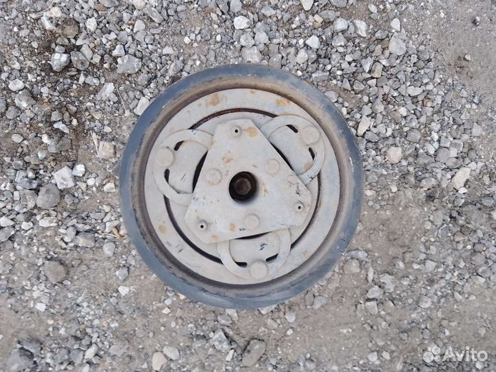 Компрессор кондиционера Renault Logan 2