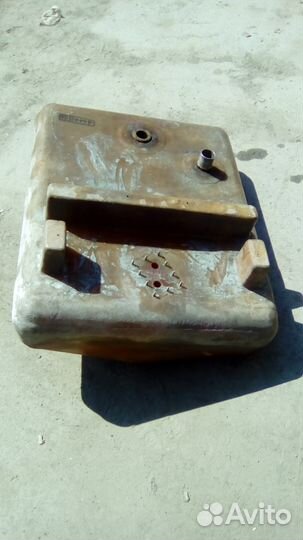 Бак для катера