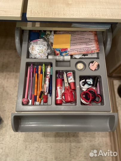 Растущая парта и стул деми