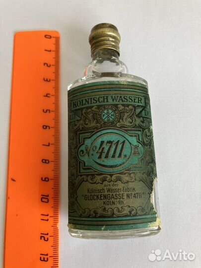 Парфюмерный флакон